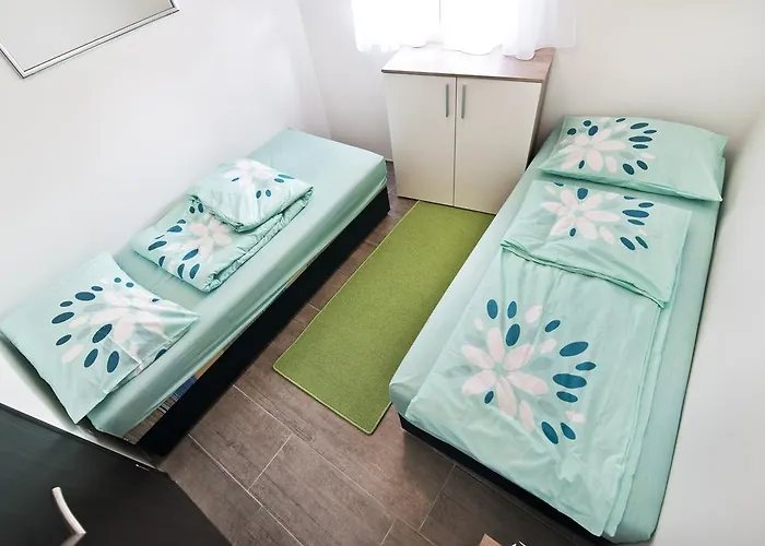 Pensjonat & Marinero Betina (Sibenik-Knin)